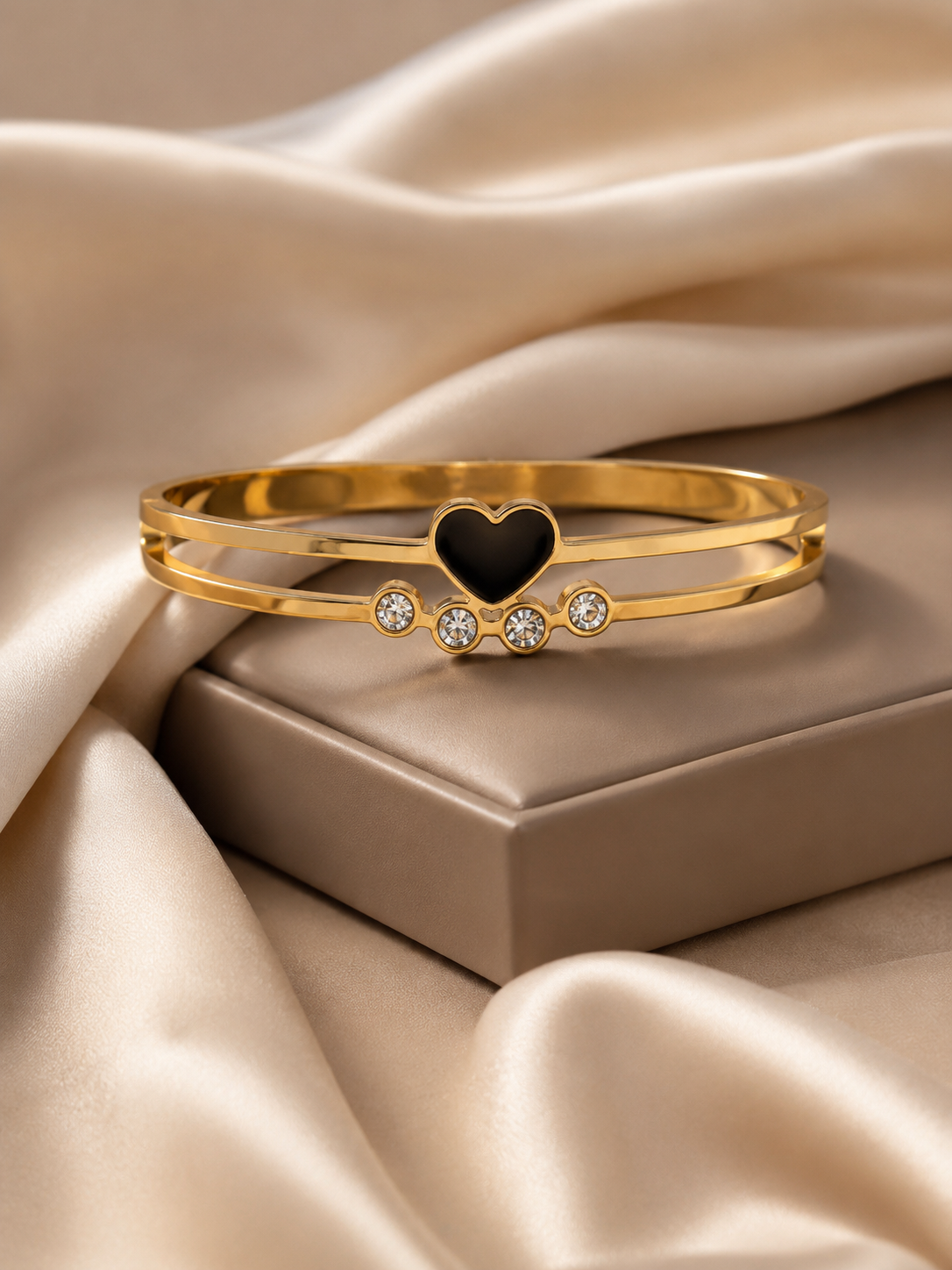 Heartline Bracelet