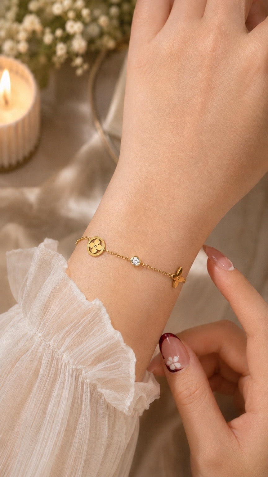 Cute & Dainty Bracelet