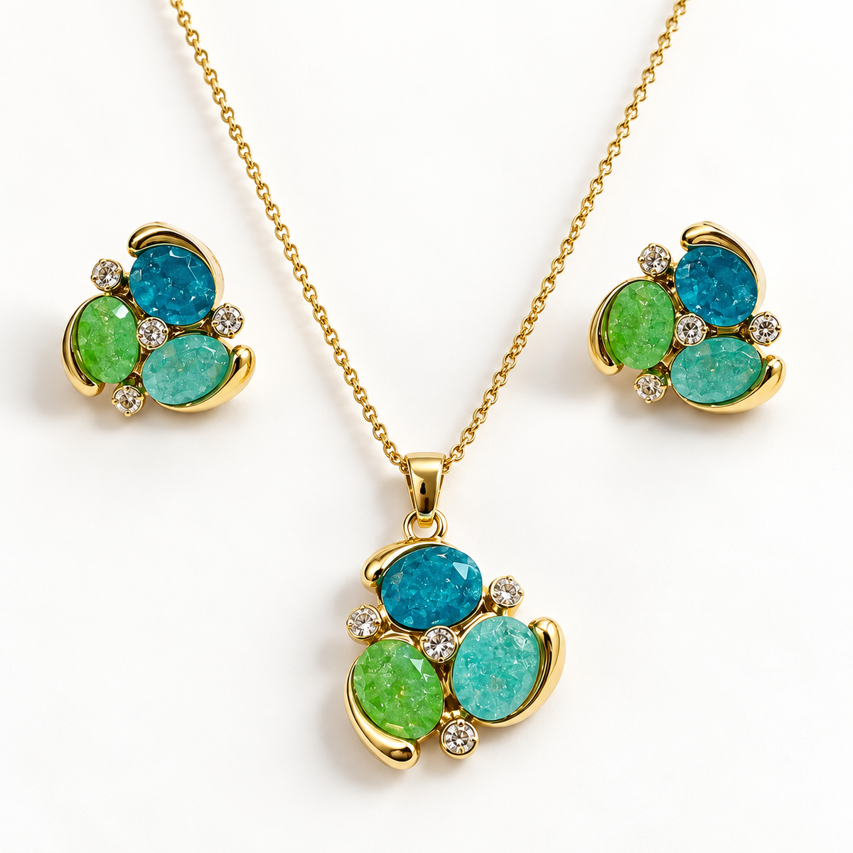 Swarovski Stones Pendant Set