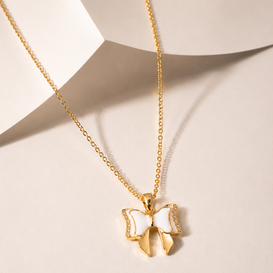 Amora Bow Necklace 